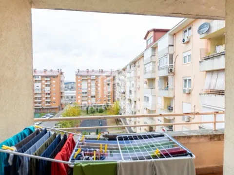 Prodaja, jednosoban stan, 57m², Stari Aerodrom, Podgorica - image 9