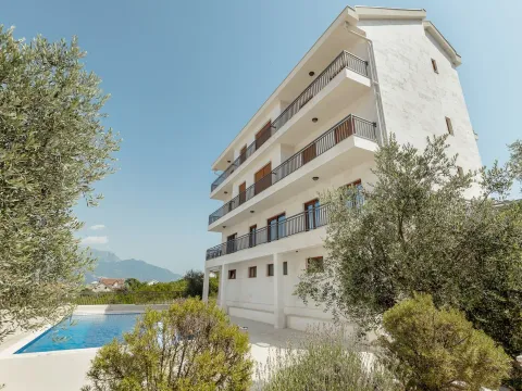 Prodaja, trosoban stan, 113m², Đuraševići, Tivat