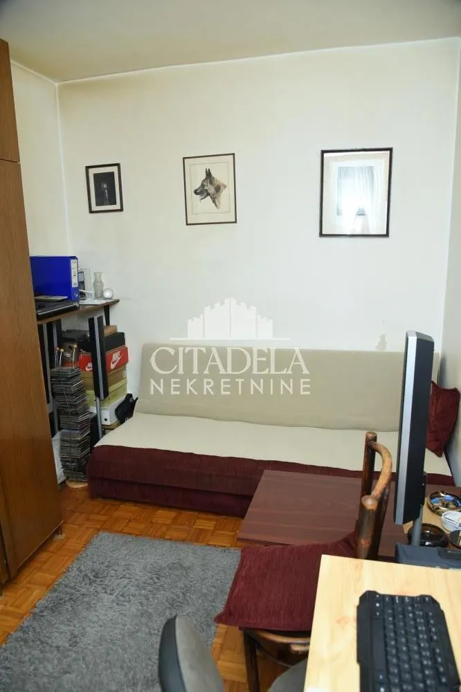 Prodaja, trosoban stan, 70m², Stari Grad, Beograd