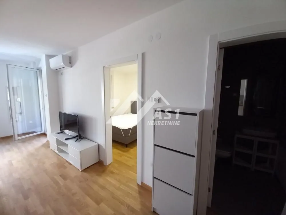 Rent, two bedroom apartment, 45m², Rotkvarija, Novi Sad Sve Podlokacije