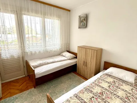 Rent, two bedroom apartment, 75m², Gintaš, Podgorica - image 5