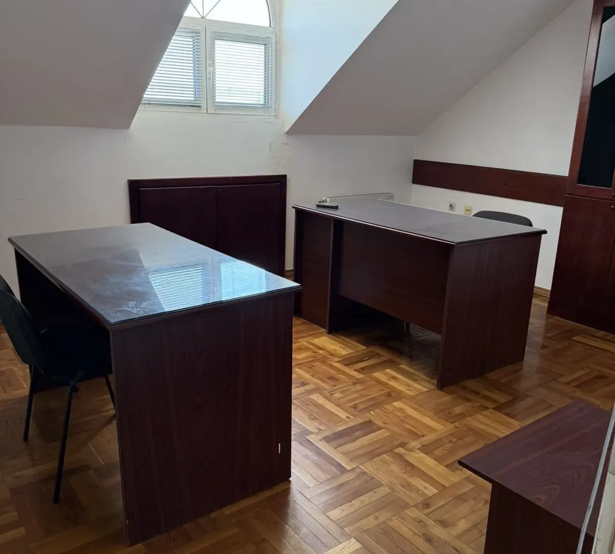 Rent, office space, 150m², Centar, Podgorica