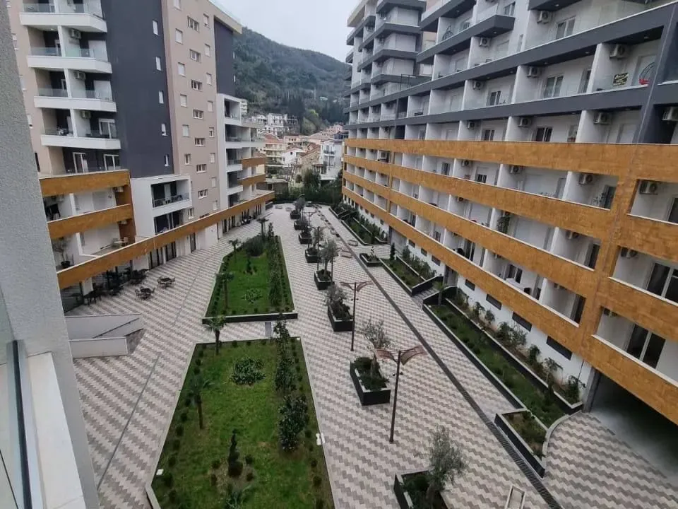 Izdavanje, garsonjera, 31m², Dubovica, Budva