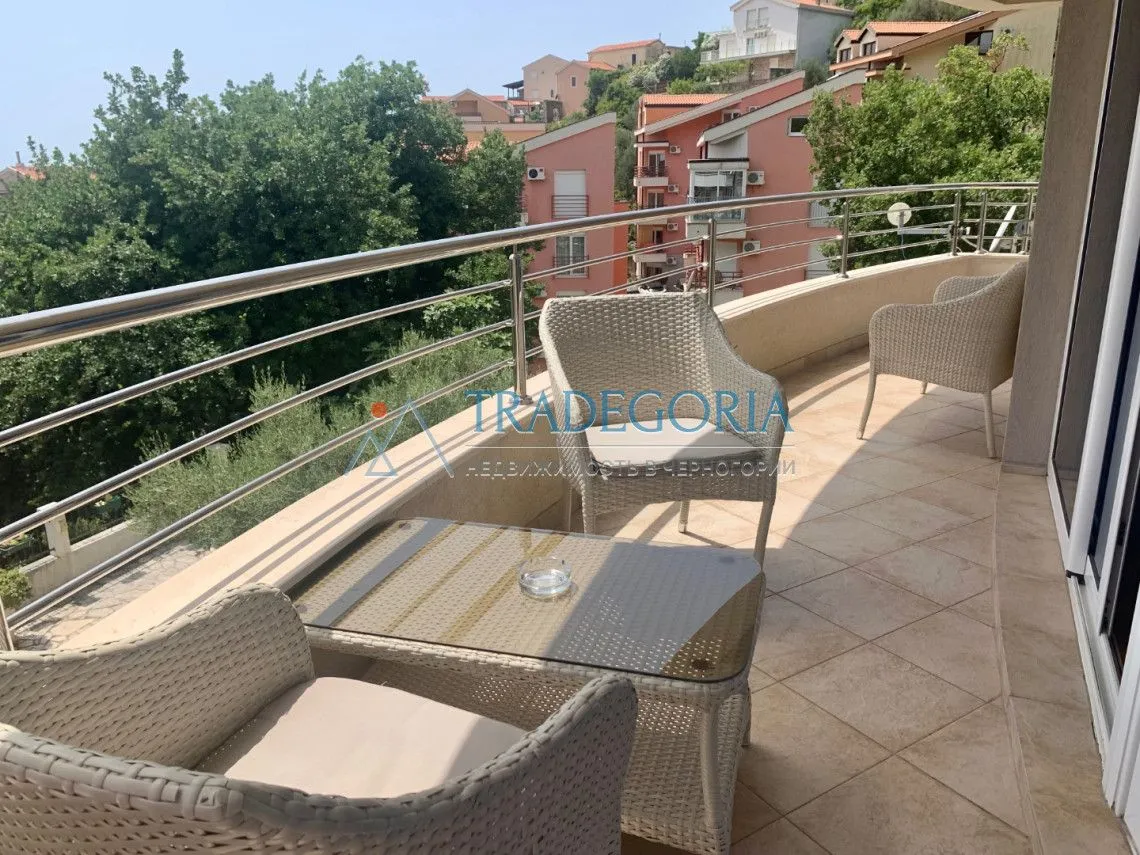 Prodaja, dvosoban stan, 120m², Petrovac, Budva
