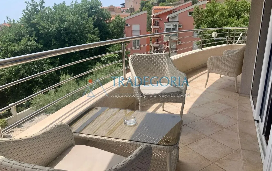 Sale, two bedroom apartment, 120m², Petrovac, Budva