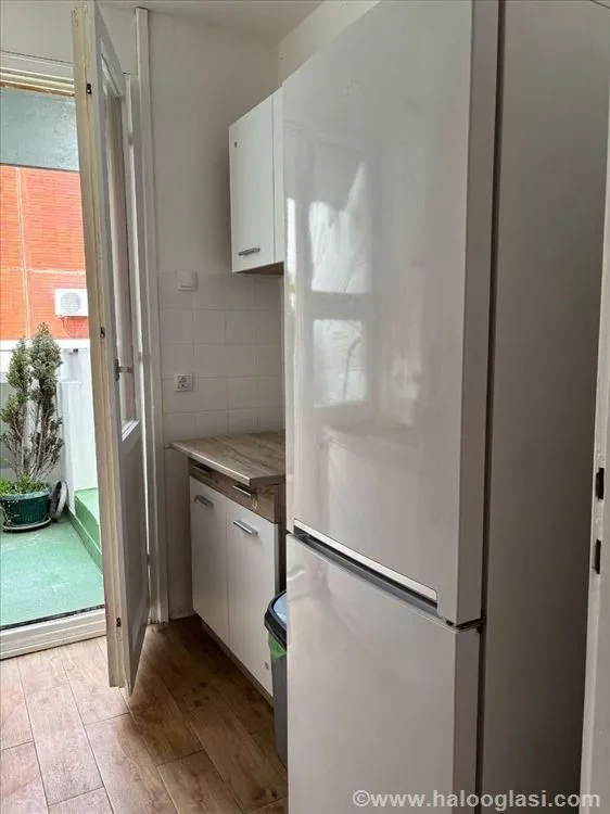 Izdavanje, jednosoban stan, 43m², Autokomanda, Voždovac Sve Podlokacije
