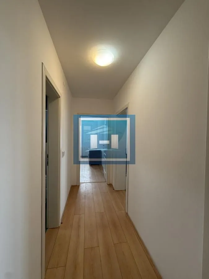 Izdavanje, dvosoban stan, 62m², Centar, Jagodina