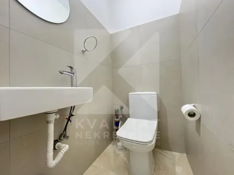 Rent, two bedroom apartment, 78m², Blok 5, Podgorica - image 13