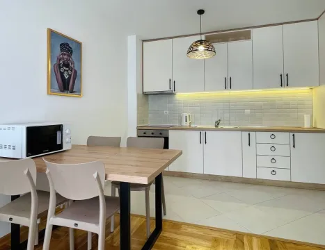 Rent, one bedroom apartment, 48m², Bečići, Budva - image 3