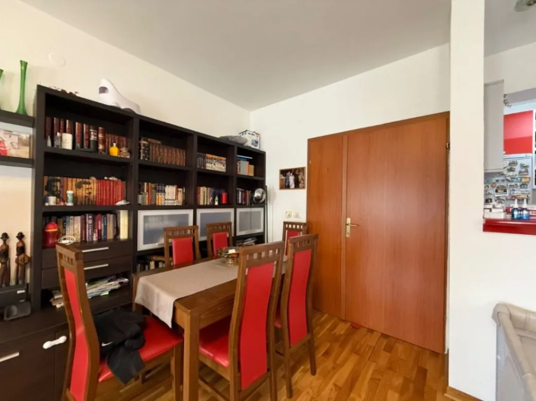Prodaja, trosoban stan, 97m², Vezirov Most, Podgorica