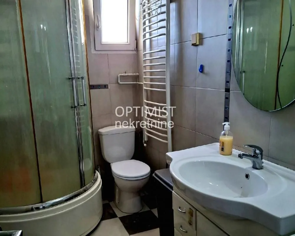 Rent, two bedroom apartment, 46m², Slavija, Vračar Sve Podlokacije