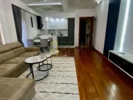 Izdavanje, dvosoban stan, 80m², Momišići, Podgorica - image 1