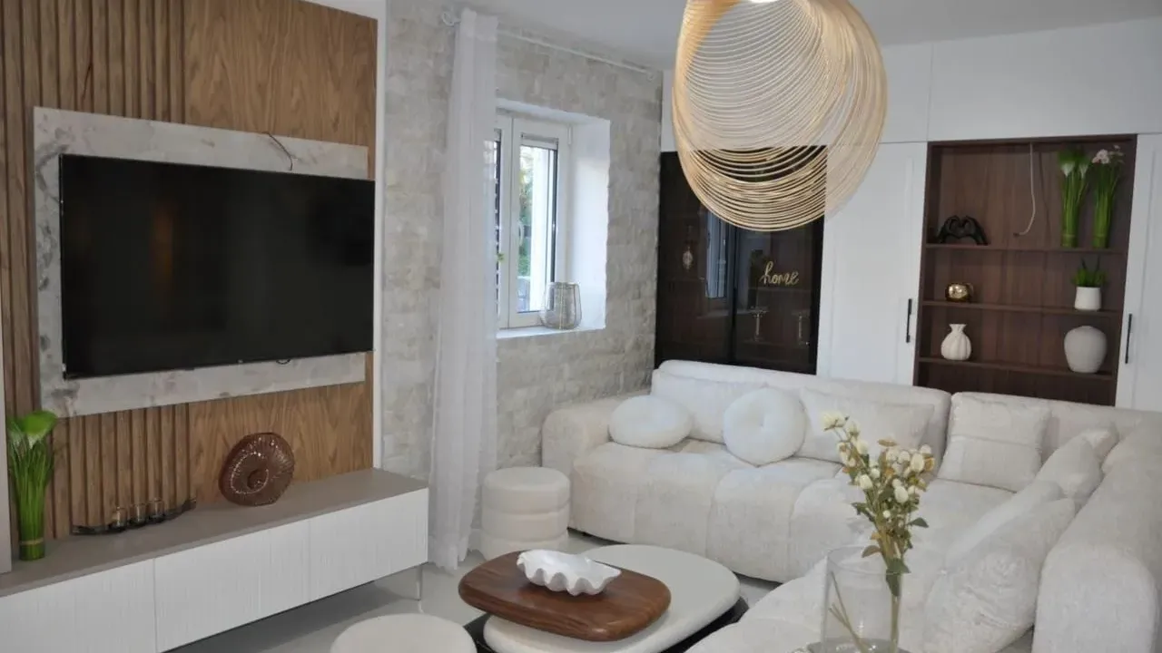 Sale, house, 310m², Kotor, Crna Gora
