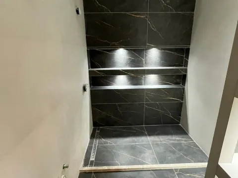 Prodaja, dvosoban stan, 72m², Stari Aerodrom, Podgorica - image 7