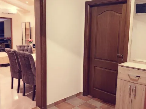 Izdavanje, dvosoban stan, 73m², Bečići, Budva - image 18