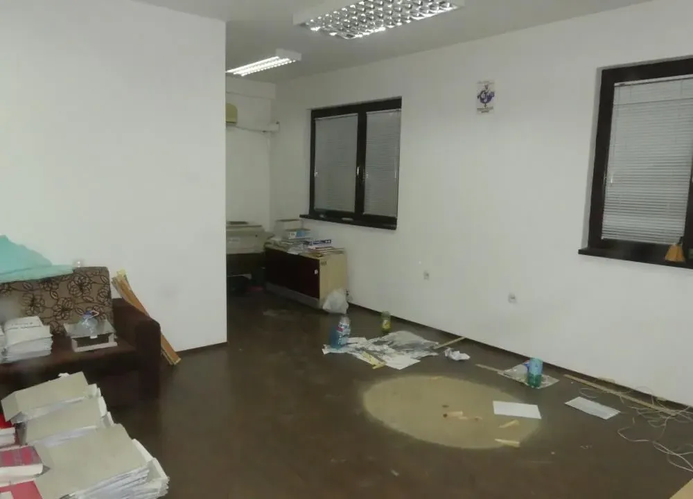 Sale, office space, 72m², Industrijska zona, Jagodina