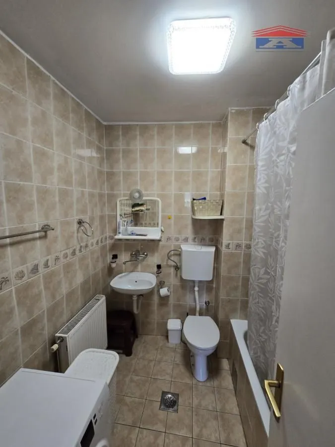 Prodaja, trosoban stan, 92m², Bulevar Oslobodjenja, Novi Sad Sve Podlokacije