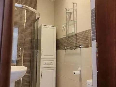 Sale, three bedroom apartment, 114m², Dobrota, Kotor - image 8