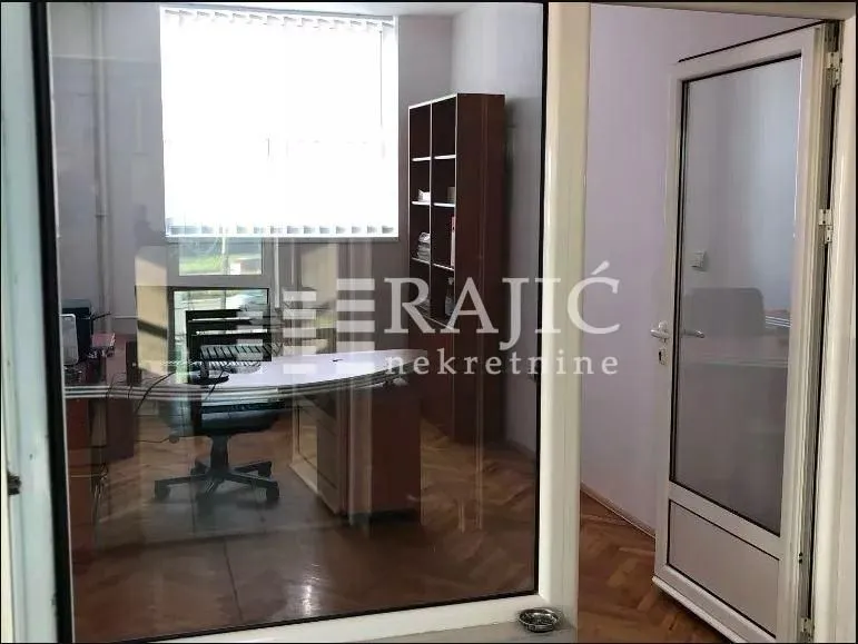 Rent, office space, 170m², Zemun Nova Galenika, Zemun Sve Podlokacije