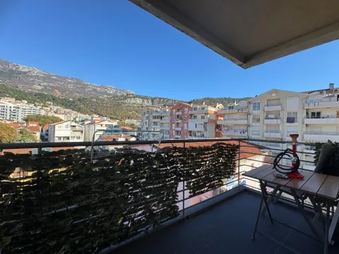 Izdavanje, stan, 95m², Centar, Budva - image 9