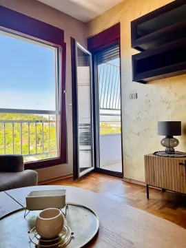 Izdavanje, dvosoban stan, 70m², Pobrežje, Podgorica - image 10