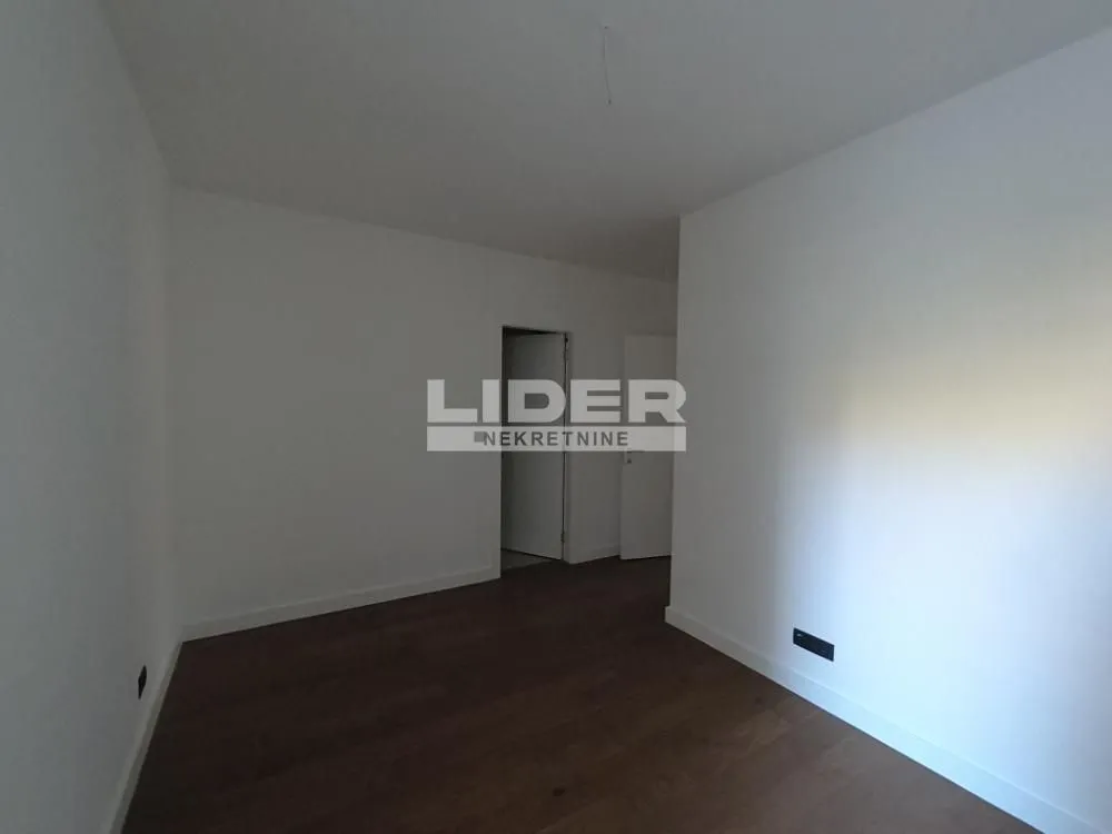 Sale, four bedroom apartment, 125m², Autokomanda, Voždovac Sve Podlokacije