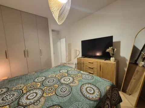 Izdavanje, trosoban stan, 74m², Savski Venac, Beograd - image 5