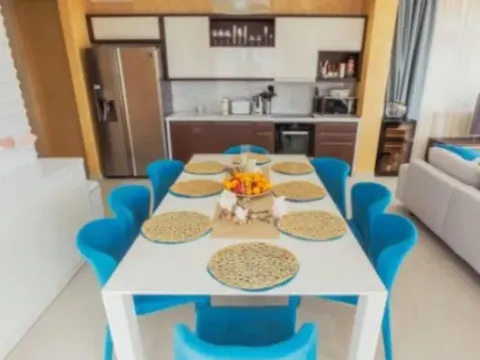 Sale, three bedroom apartment, 146m², Bečići, Budva