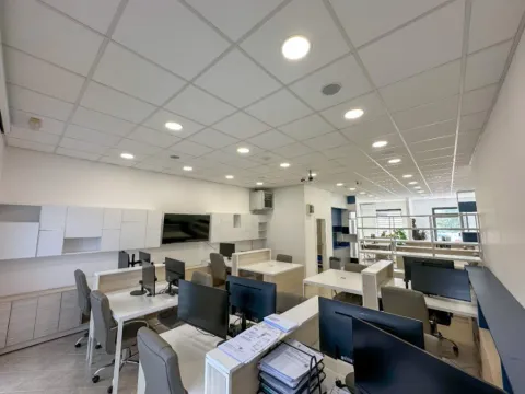 Sale, office space, 98m², Stari Aerodrom, Podgorica - image 1