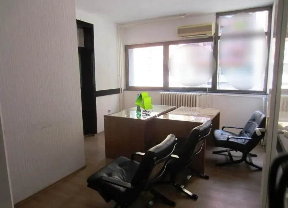 Izdavanje, poslovni prostor, 160m², Medijana, Niš