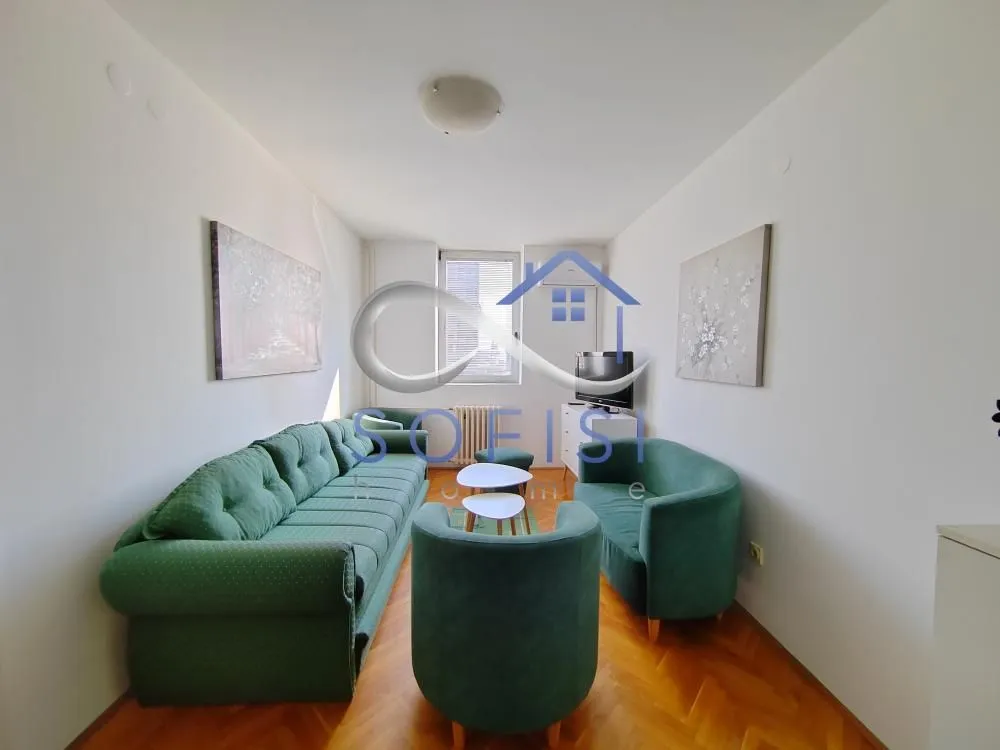 Izdavanje, jednosoban stan, 35m², Bulevar Oslobodjenja, Novi Sad Sve Podlokacije