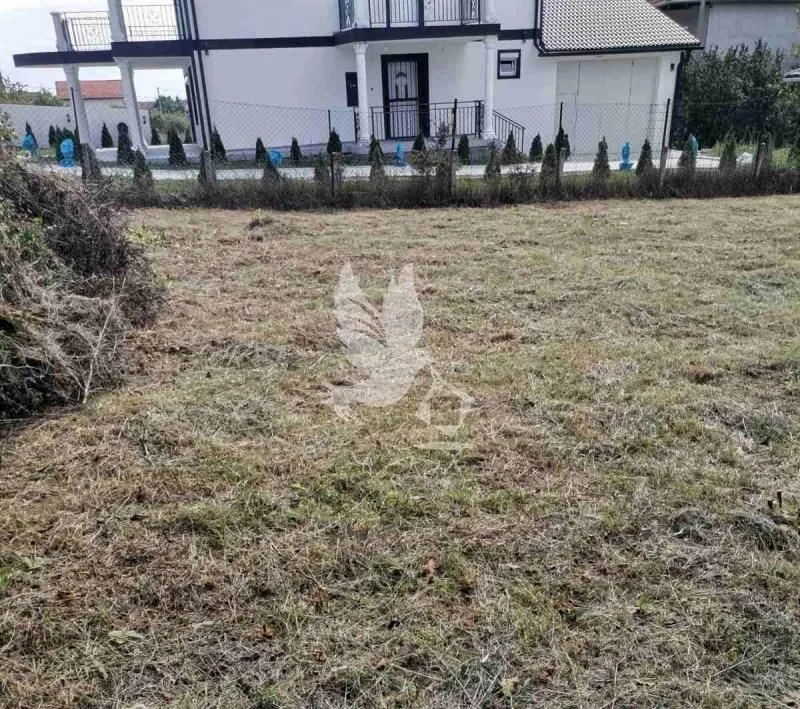 Prodaja, plac, 700m², Mladenovac selo, Mladenovac