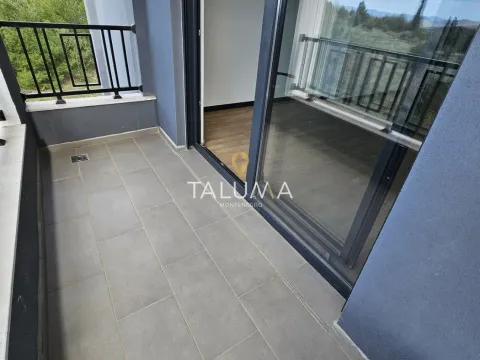 Sale, three bedroom apartment, 85m², Gorica C, Podgorica - image 12