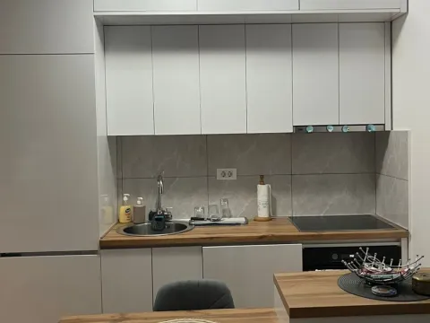 Prodaja, jednosoban stan, 41m², Šušanj, Bar - image 2