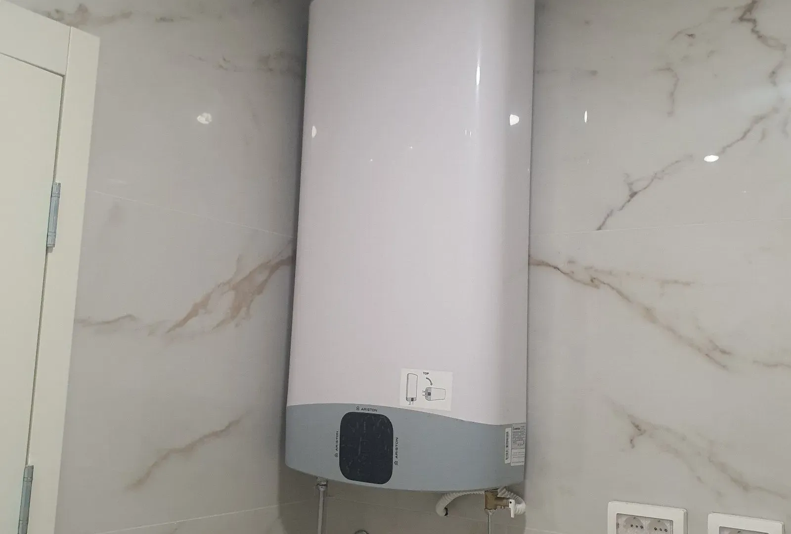 Izdavanje, dvosoban stan, 82m², Kod Capital Plaze, Podgorica
