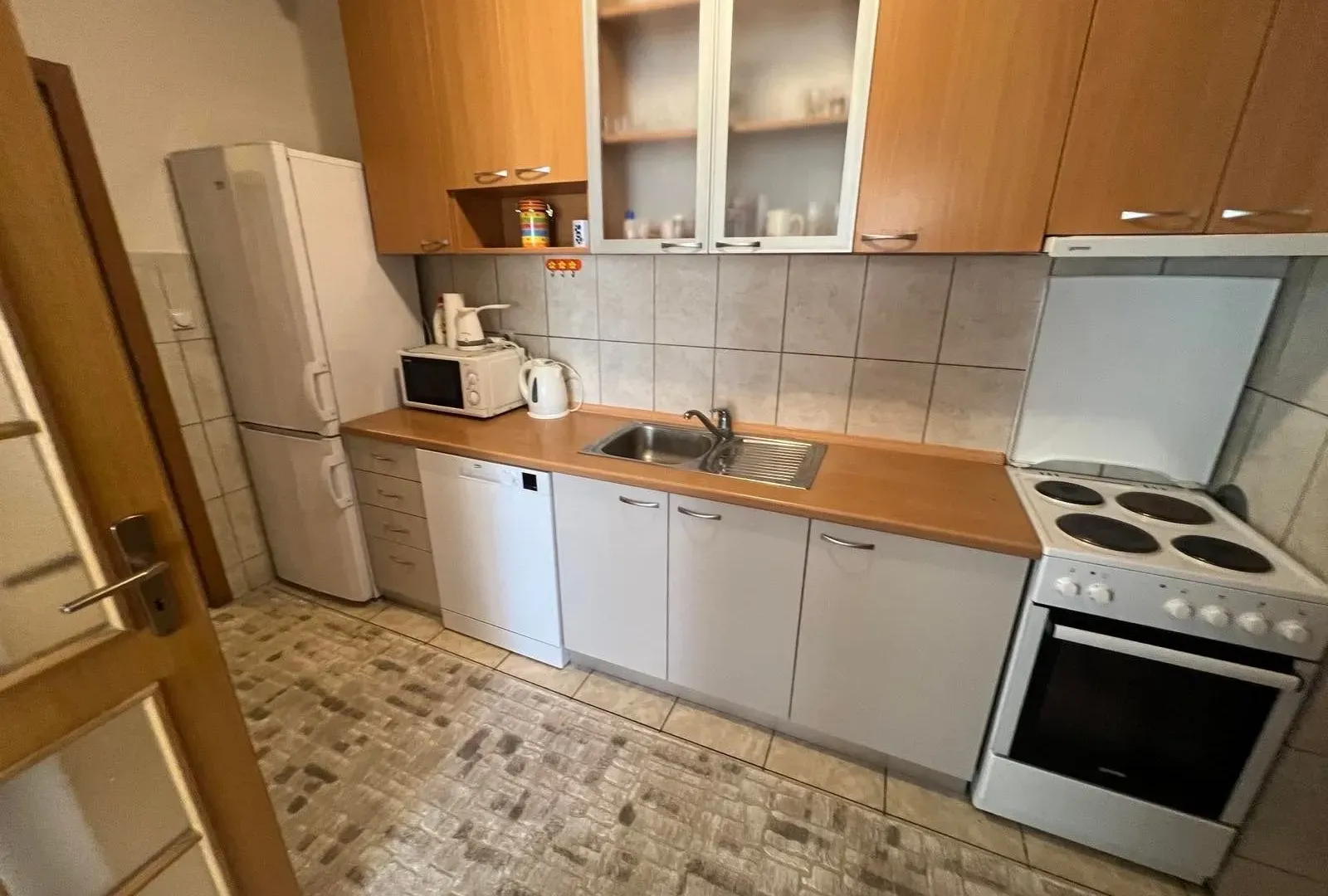 Rent, one bedroom apartment, 56m², Stari Aerodrom, Podgorica