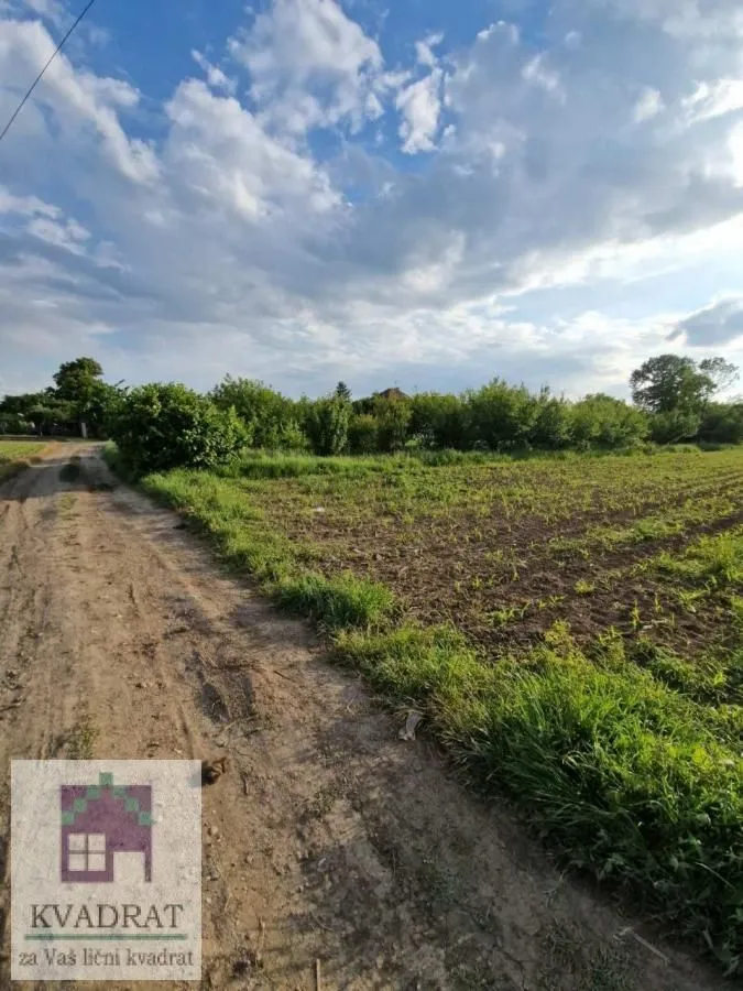 Prodaja, plac, 1200m², Zvečka, Obrenovac