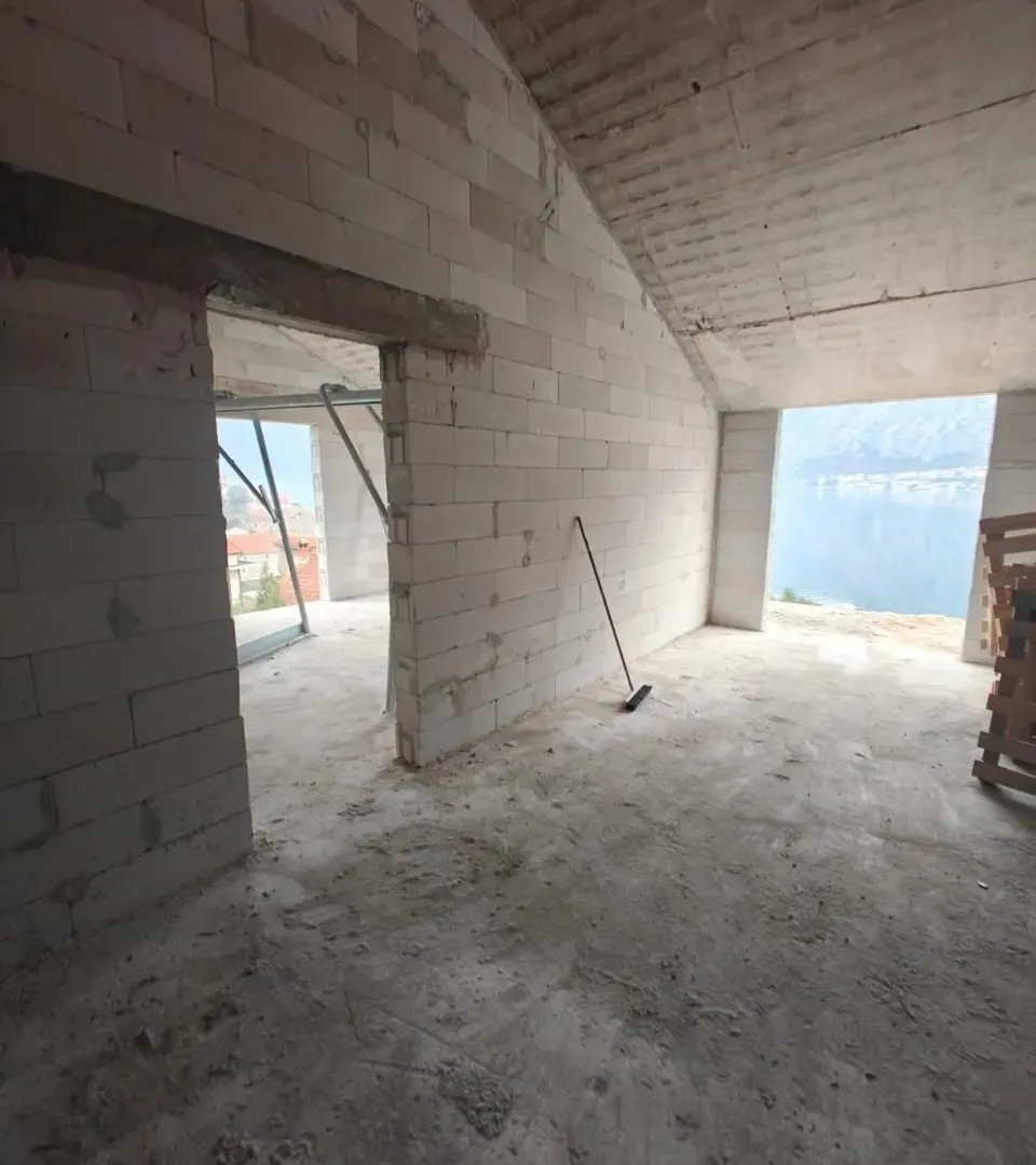 Prodaja, jednosoban stan, 55m², Prčanj, Kotor