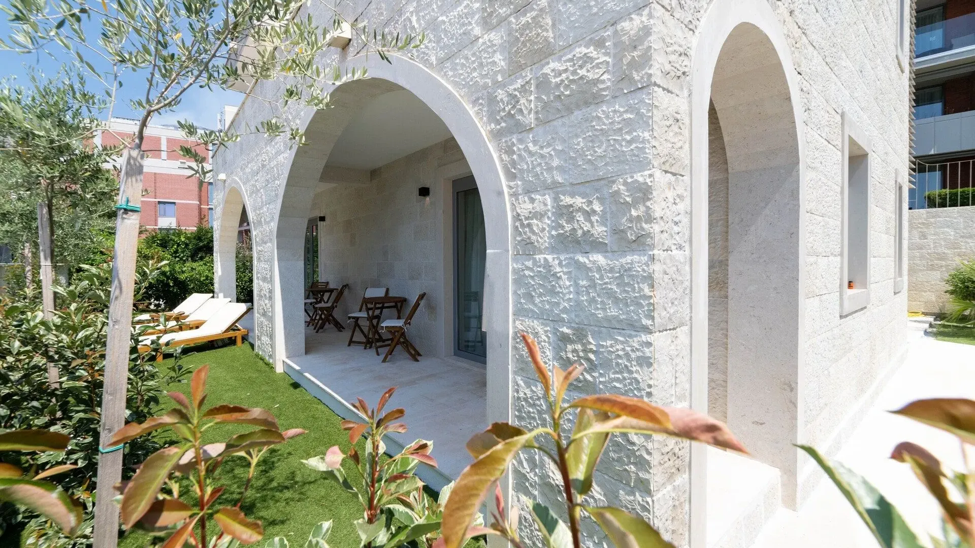 Sale, hospitality venue, 358m², Pržno, Budva