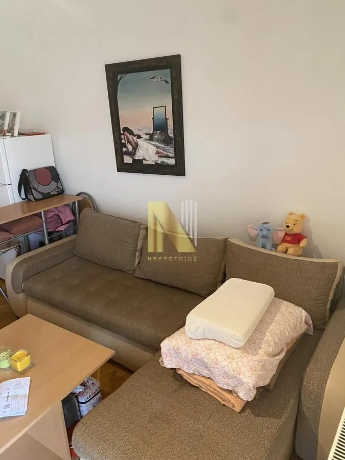 Izdavanje, garsonjera, 30m², Rotkvarija, Novi Sad Sve Podlokacije