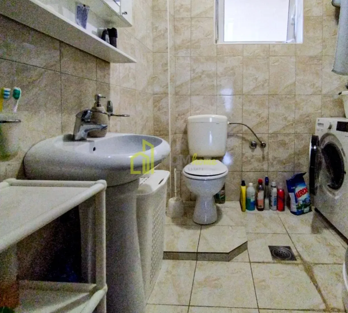 Sale, house, 220m², Masline, Podgorica