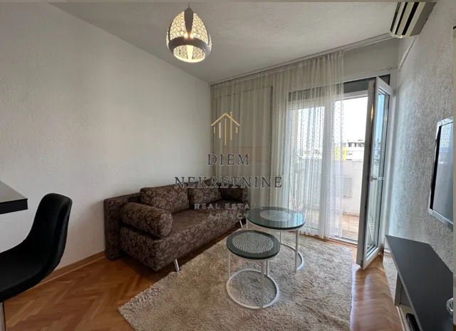 Izdavanje, garsonjera, 20m², Gintaš, Podgorica