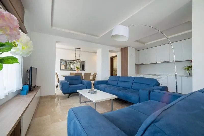 Sale, house, 170m², Bečići, Budva