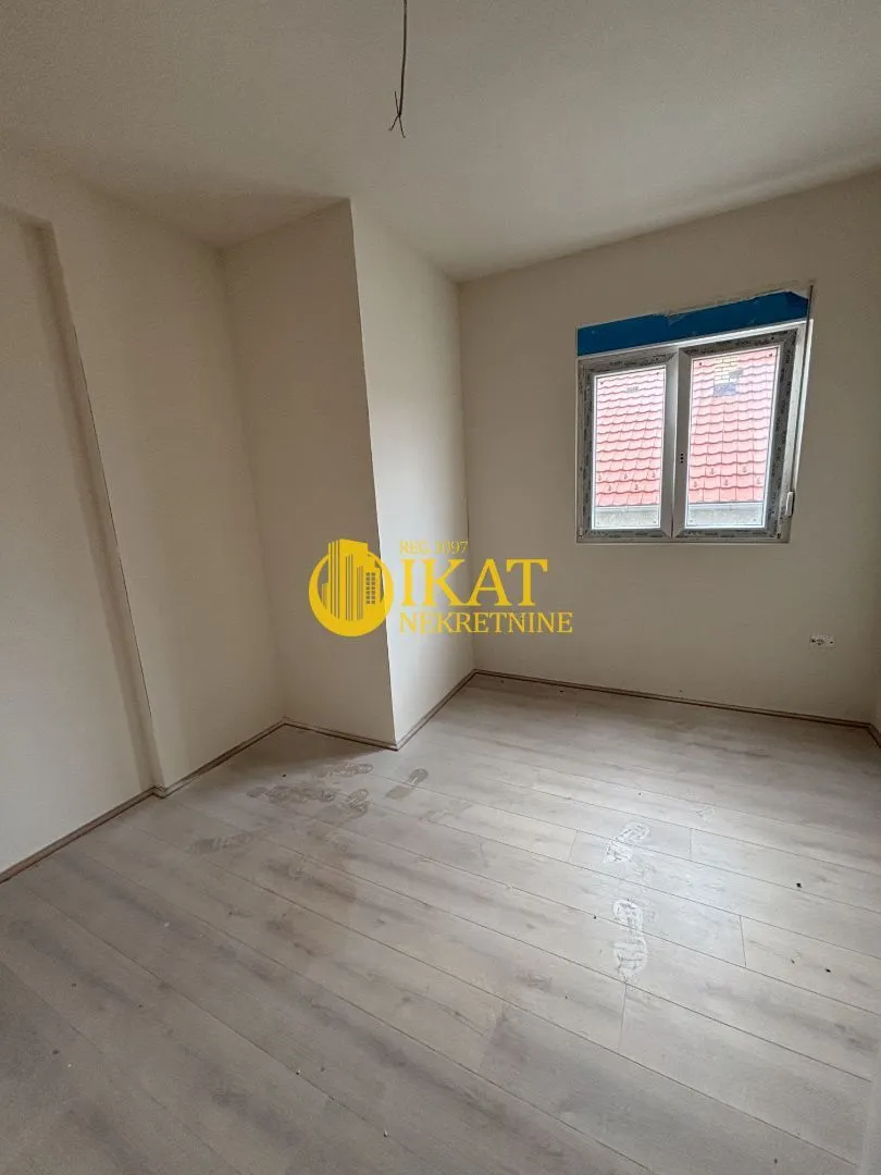 Prodaja, dvosoban stan, 62m², Batajnica, Beograd