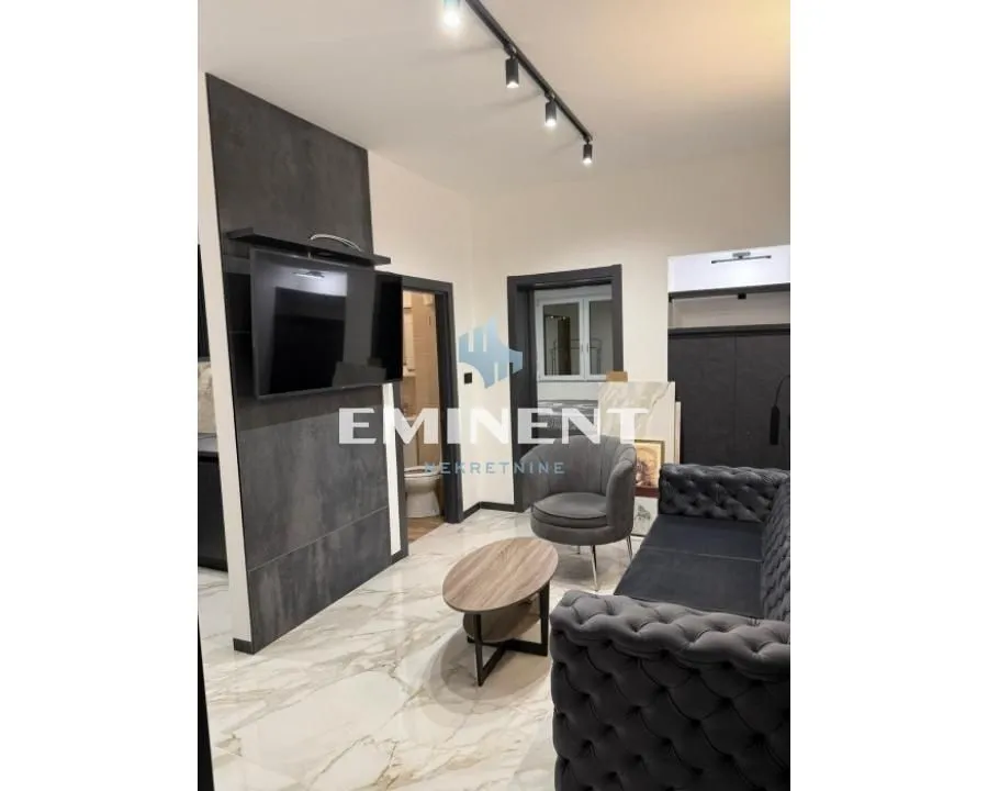 Rent, two bedroom apartment, 40m², Cvetkova Pijaca, Zvezdara Sve Podlokacije