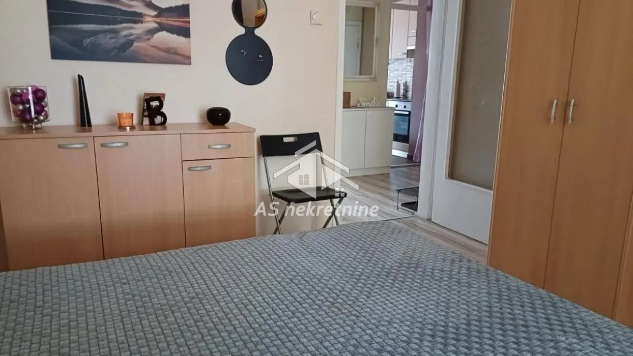 Izdavanje, dvosoban stan, 58m², Crveni Krst, Beograd