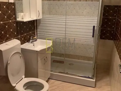 Prodaja, kuća, 100m², Stara Varoš, Podgorica - image 21