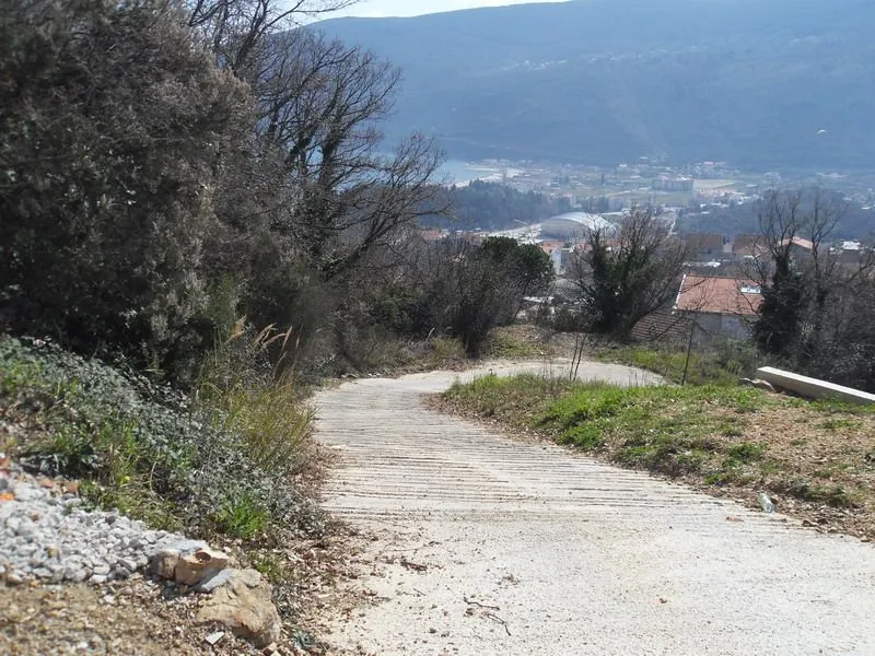 Prodaja, plac, 375m², Kotor, Crna Gora