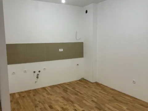 Sale, one bedroom apartment, 43m², Bečići, Budva - image 6