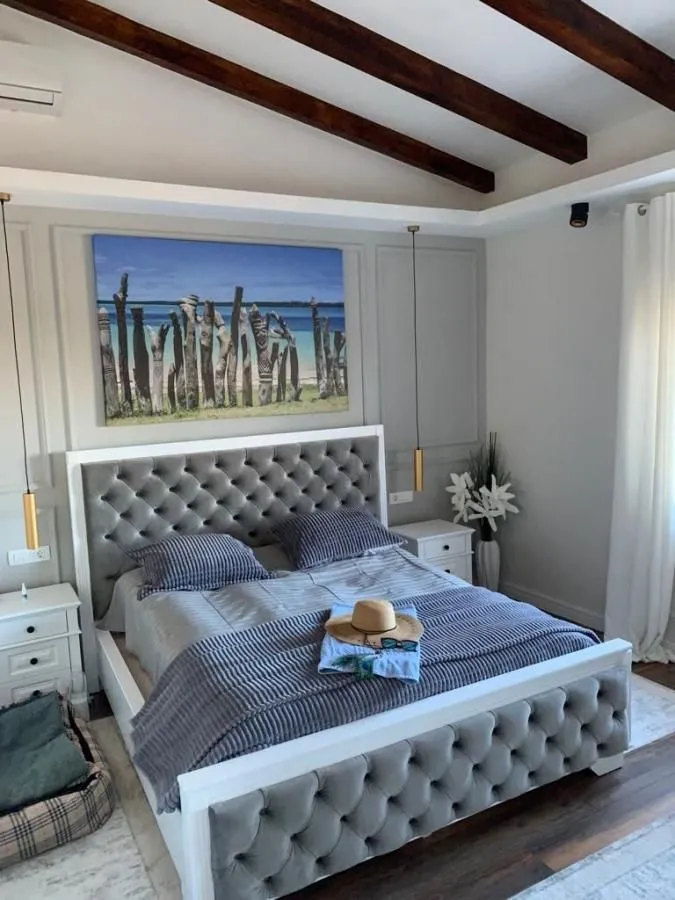 Sale, house, 500m², Ulcinj, Crna Gora